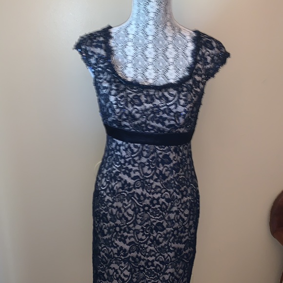 Tadashi collection classic dress - Picture 6 of 14